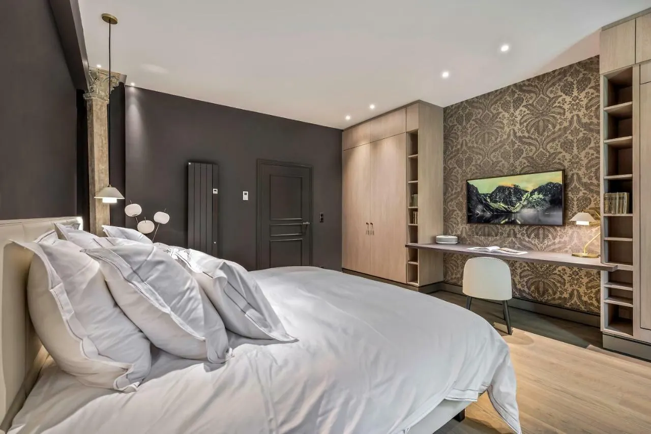Les Suites De L'Ile Barbe Lione