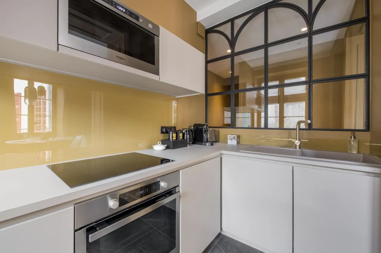 Les Suites De L'Ile Barbe Lyon Apartment