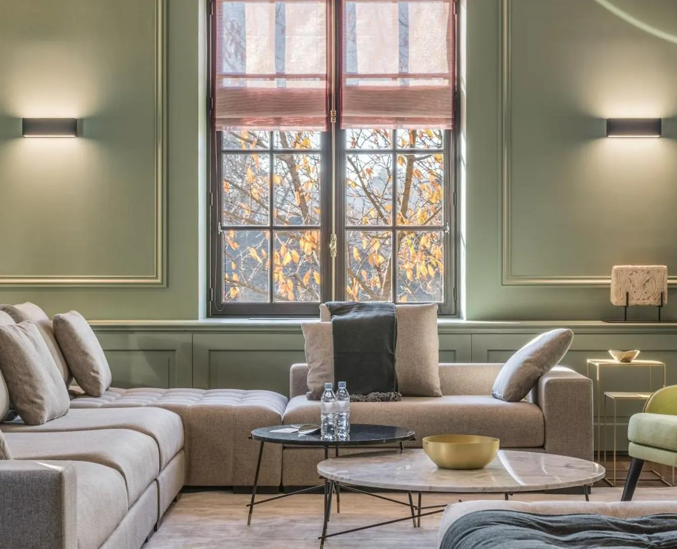 Les Suites De L'Ile Barbe Lyon